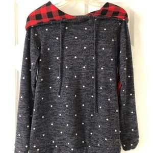Women’s sweatshirt